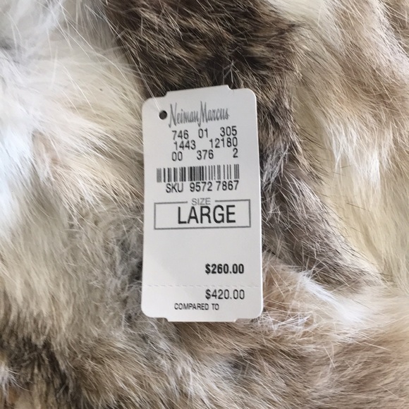 Real Fur: Rabbit - Picture 3 of 3